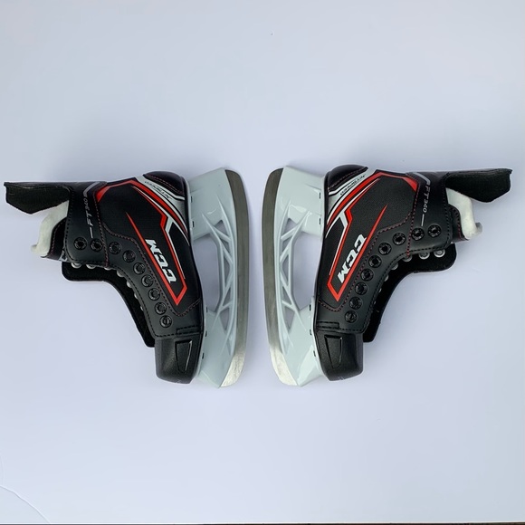 CCM Jetspeed FT340 Junior Skates (Size 2) - Picture 6 of 6